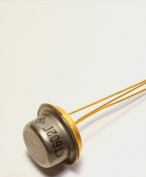 KT602 и подобные, желтые ноги